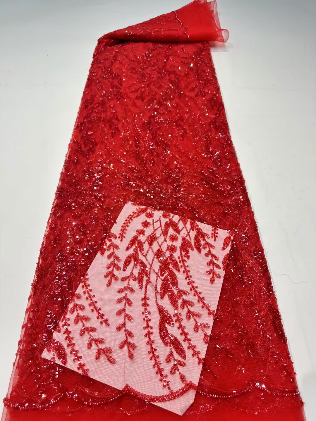 French Lace Fabrics 2026 High  - огляд і ціна Glitter Tablecloth